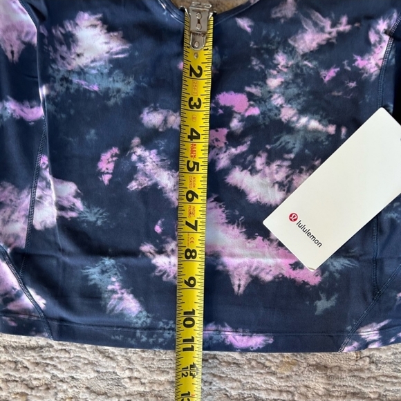 NWT lululemon Align™ T-Shirt Circulate Tie Dye Mineral Blue Multi Size 12 - Picture 6 of 7